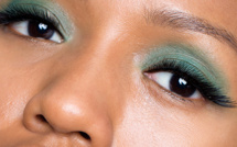 Du talc pour allonger vos cils ...