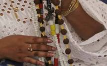 Cougar: Des femmes d’âge mûr sortent de plus en plus dans des endroits discrets à la rencontre des hommes jeunes.