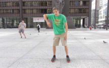 Une danse, 100 lieux