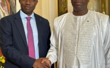 Photos : Les adieux du Président Macky Sall à Dr. Yoro Dia, Ministre-porte parole de la Présidence et...