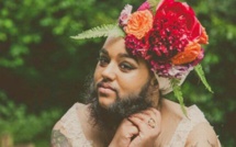Harnaam Kaur, une "femme à barbe" pose en robe de mariée