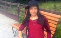 Andreea, 14 ans, est décédée après avoir attendu plusieurs heures sous le soleil pour se connecter sur Facebook