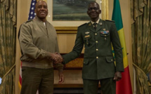 Partenariat entre les armées américaines et sénégalaises : Les généraux américain Michael E. Langley et sénégalais Mbaye Cissé, en concertation au Botswana