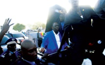 Excellence, vos enfants se courberont toujours pour ramasser des pierres