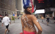 Bataille contre les seins nus à Times Square