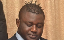 Balla Gaye 2 fond en larmes lors de l'AG de son école de lutte