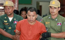 Cambodge : Procès d'un médecin accusé d'avoir contaminé un village entier avec le HIV