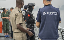 Cybercriminalité : Interpol arrête au Sénégal huit personnes, pour une escroquerie en ligne, d’une valeur de 3,7 milliards FCfa