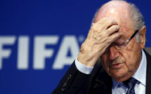 Scandale de Corruption à la Fifa : Une effigie géante de Sepp Blatter va être brûlée au Royaume-Uni