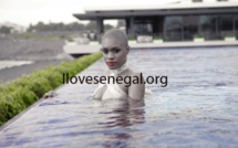 Photos : L’incroyablement sexy Ndèye Ndack vous invite dans une piscine