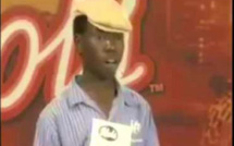 Concours : Il essaie d’imiter la chanson « Lonely » de Akon. Regardez le résultat....Trop fort
