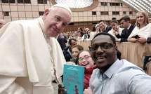 Vatican : Rencontre Pape François et Mouhamed Ali Ndiaye, champion de boxe