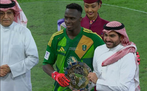 Football I Edouard Mendy, champion d‘Asie et meilleur gardien du tournoi