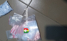 Lutte antidrogue : La Police arrête deux individus avec du Kush à Yeumbeul