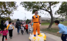 Ce mec a créé le nuage magique de Sangoku avec un hoverboard