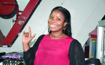 Langue des signes : Aïssatou Sall, la voix silencieuse des grandes cérémonies nationales et son combat passionné pour les malentendants