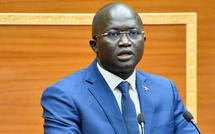 Yankhoba Diémé annonce l’arrivée de nouveaux taxis et bus au gaz et détaille les réformes en cours