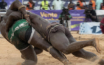 Reug Reug domine Boy Niang 2 et signe un retour fracassant dans l’arène
