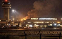 Niger : l’aéroport de Niamey visé par une attaque meurtrière revendiquée par la branche sahélienne d’Al-Qaïda