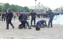 Manif de mardi : Des journalistes à nouveau violentés par la police et une photo troublante