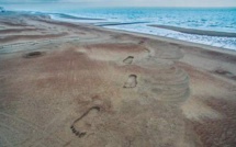 Des mystérieuses empreintes de pied à Ostende